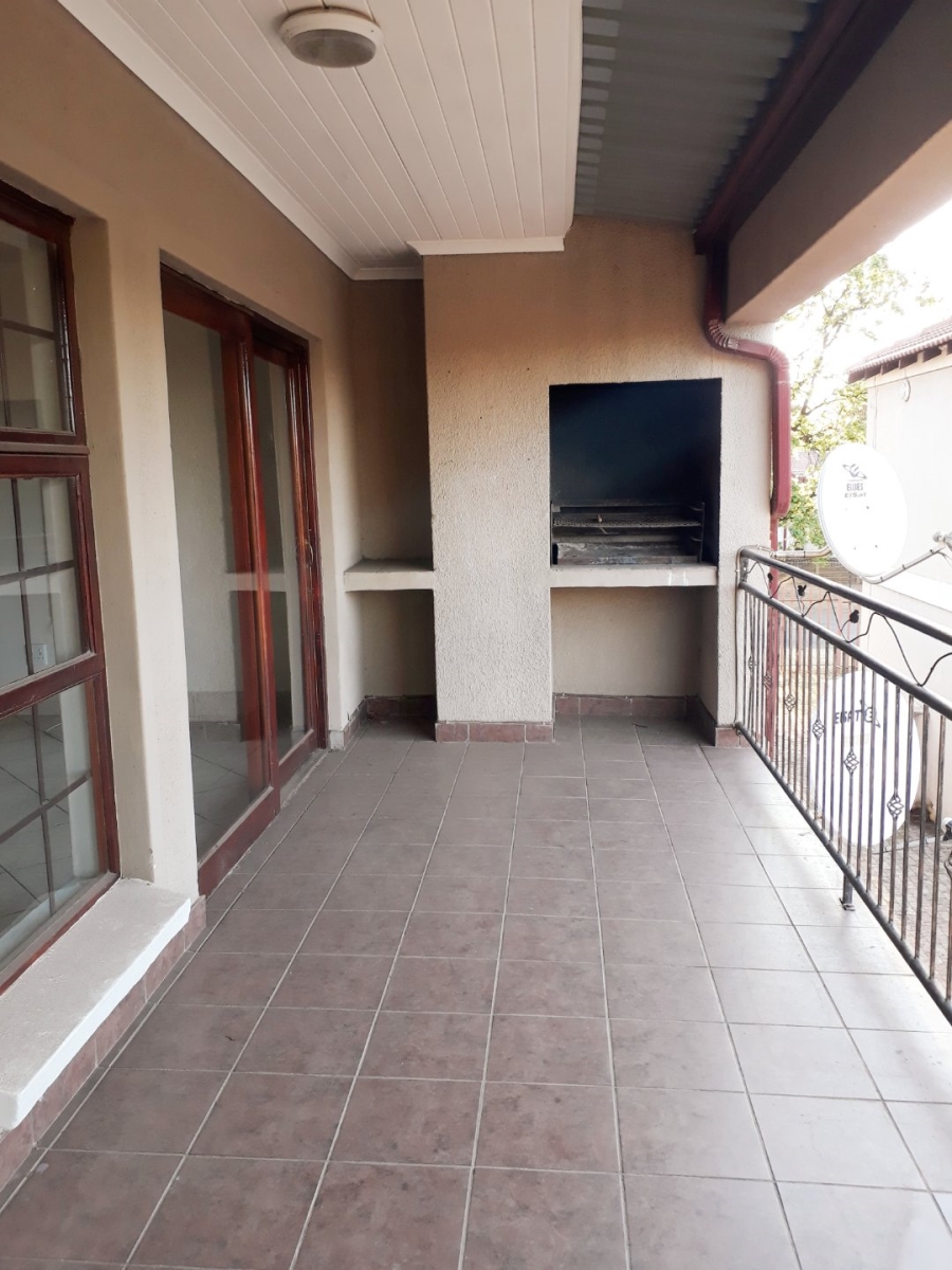 To Let 3 Bedroom Property for Rent in Vaalpark Free State